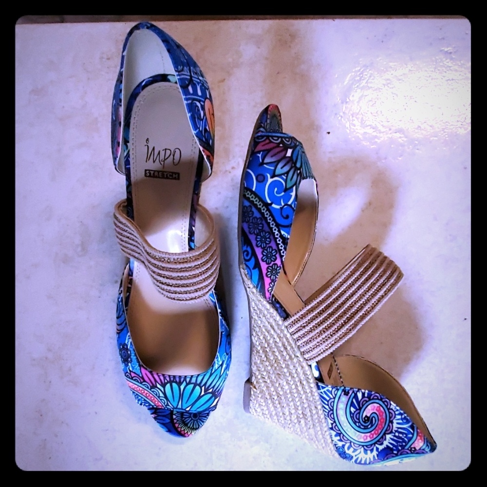 Impo Wedge shoes